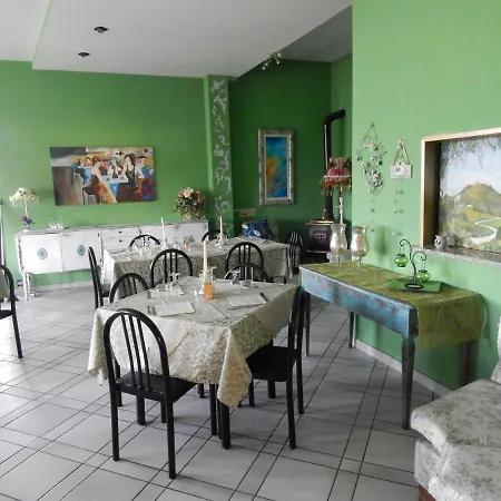 La Meta Bed & Breakfast